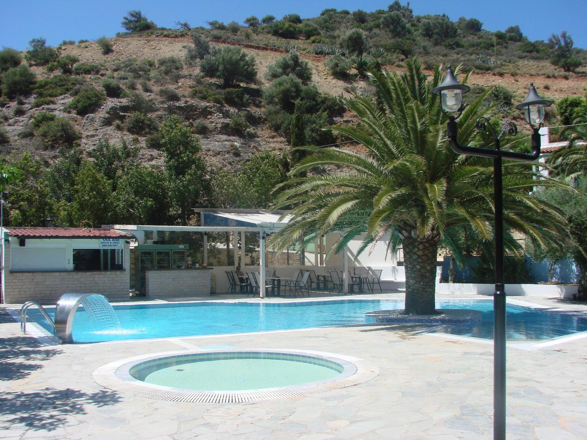 Neos Ikaros Hotel Ajía Galíni Kültér fotó