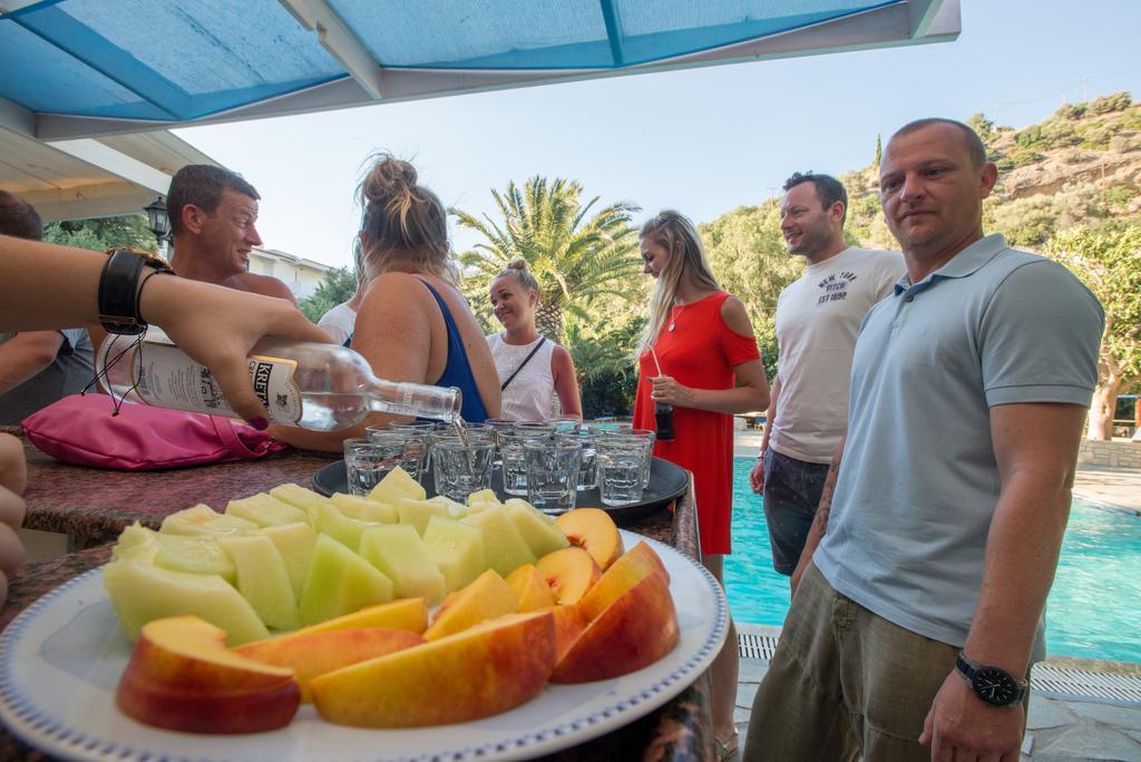 Neos Ikaros Hotel Ajía Galíni Kültér fotó