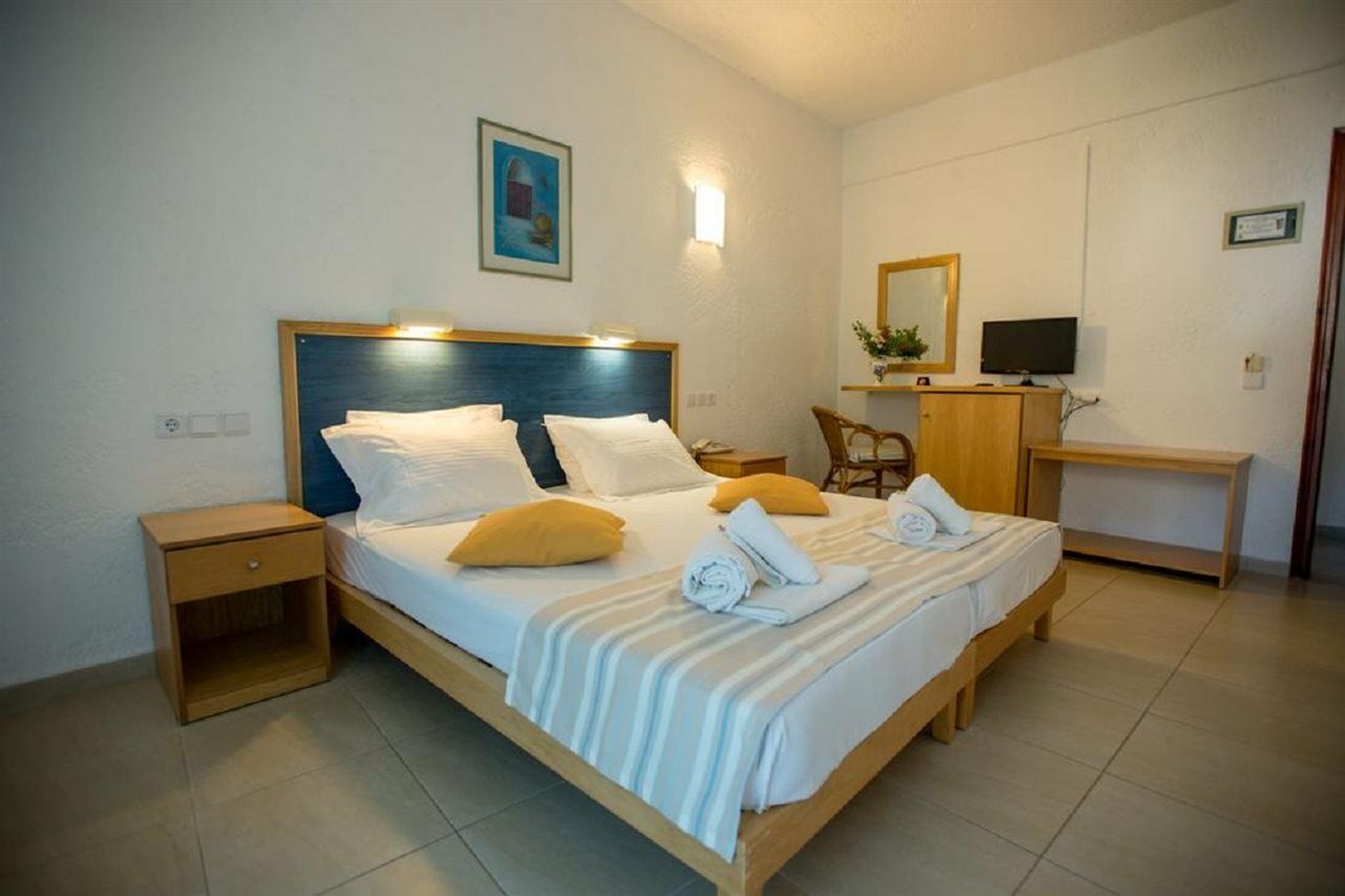 Neos Ikaros Hotel Ajía Galíni Kültér fotó